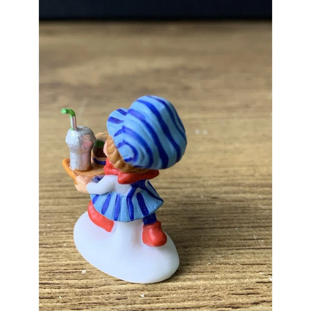 Dept. 56 North Pole Series One Choo-Choo Burger Coming Up Miniature Figure